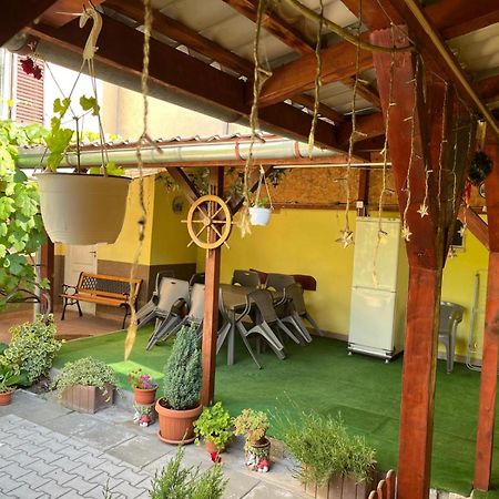 Vila Arjana Orsova Ngoại thất bức ảnh