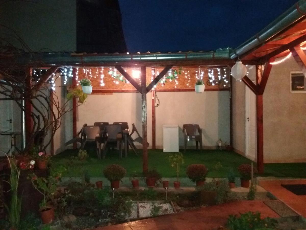 Vila Arjana Orsova Ngoại thất bức ảnh