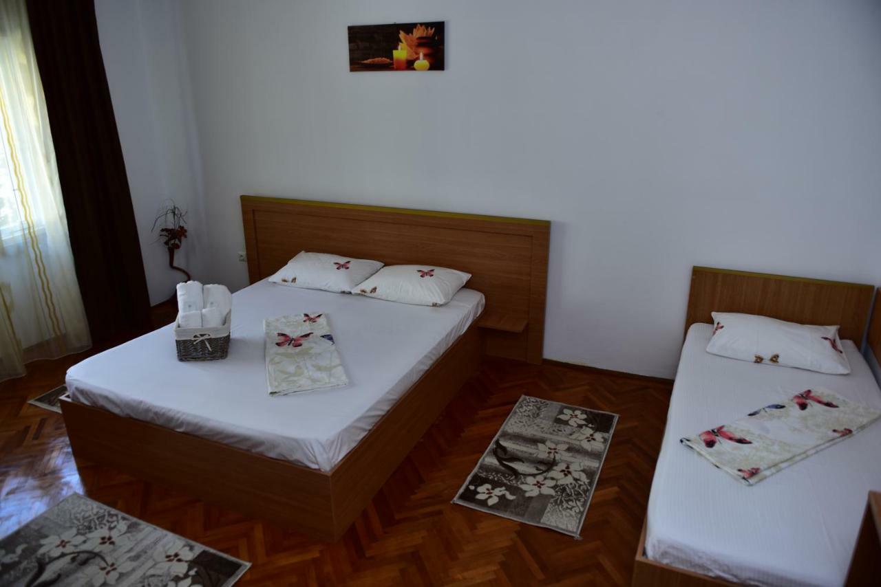 Vila Arjana Orsova Ngoại thất bức ảnh