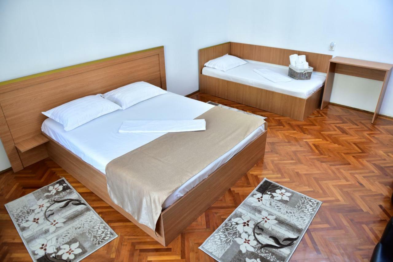 Vila Arjana Orsova Ngoại thất bức ảnh