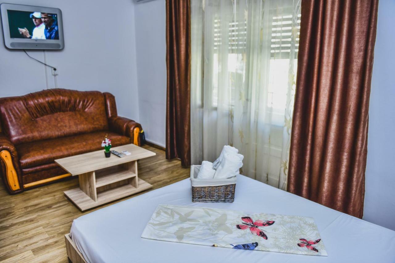 Vila Arjana Orsova Ngoại thất bức ảnh